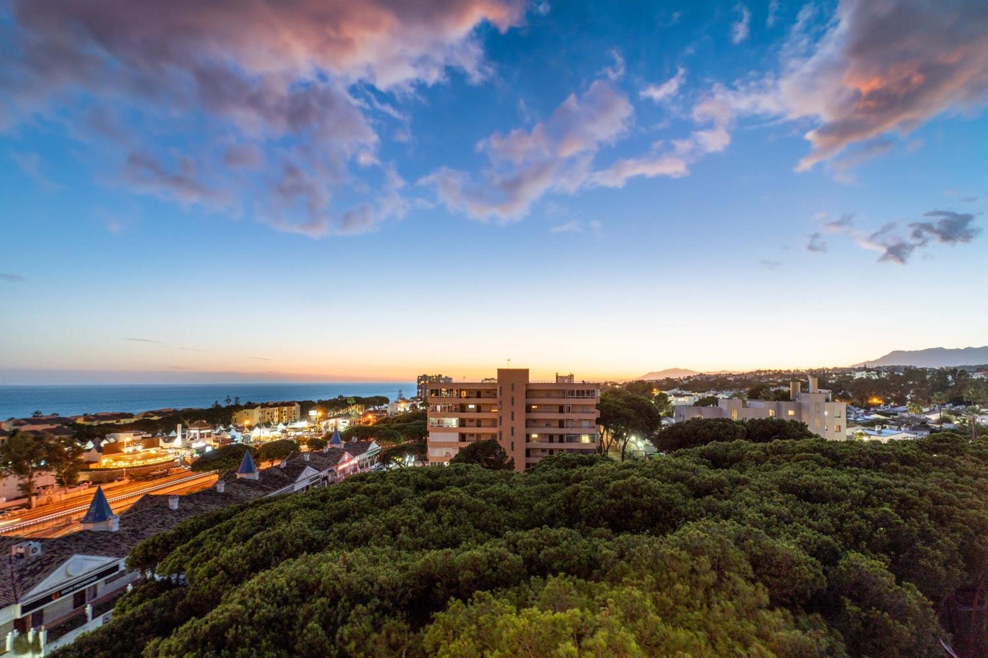 Modern Studio Apartment With Sea Views 5 Min From The Beach Sitio de Calahonda Luaran gambar