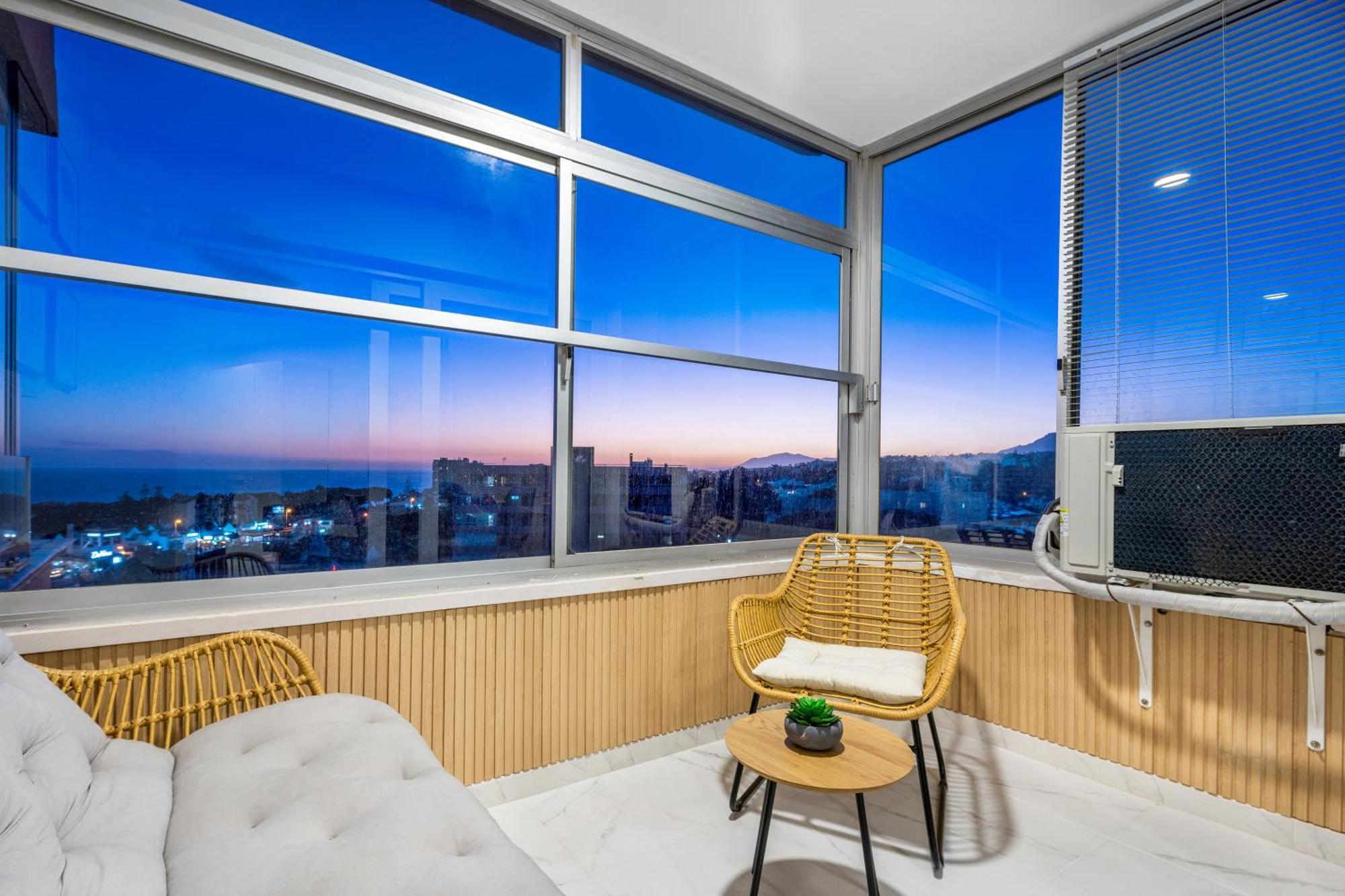 Modern Studio Apartment With Sea Views 5 Min From The Beach Sitio de Calahonda Luaran gambar